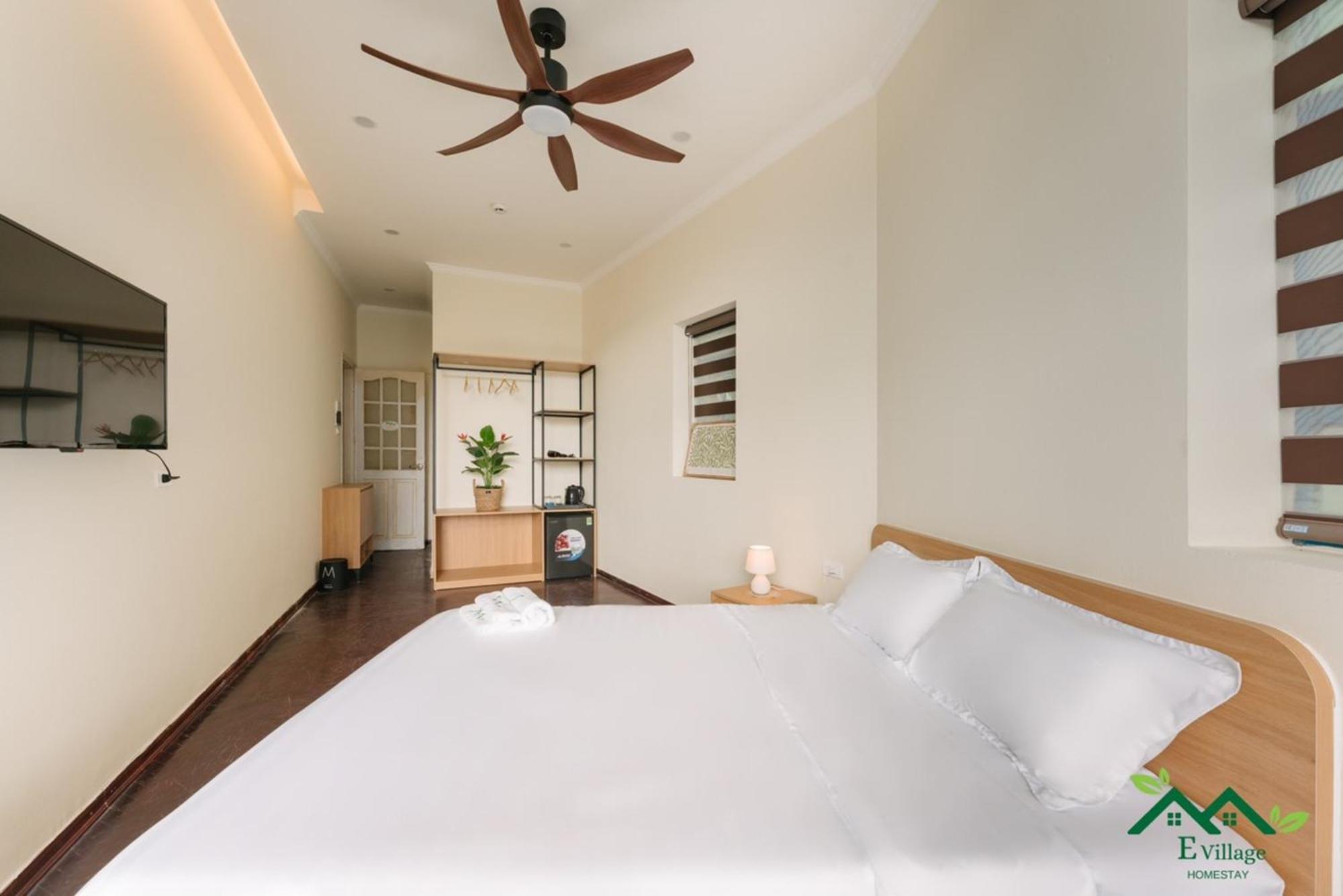 E Village Hotel Hanoï Extérieur photo